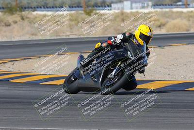 media/Feb-04-2023-SoCal Trackdays (Sat) [[8a776bf2c3]]/Turn 16 Set 2 (1125am)/